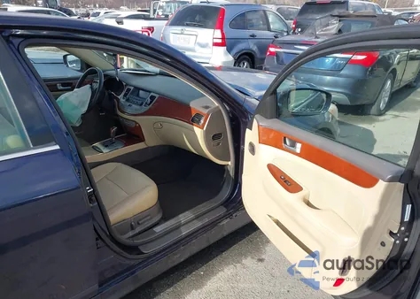 2013 Hyundai Genesis 3.8 z USA, uszkodzony, nr VIN KMHGC4DD6DU209621